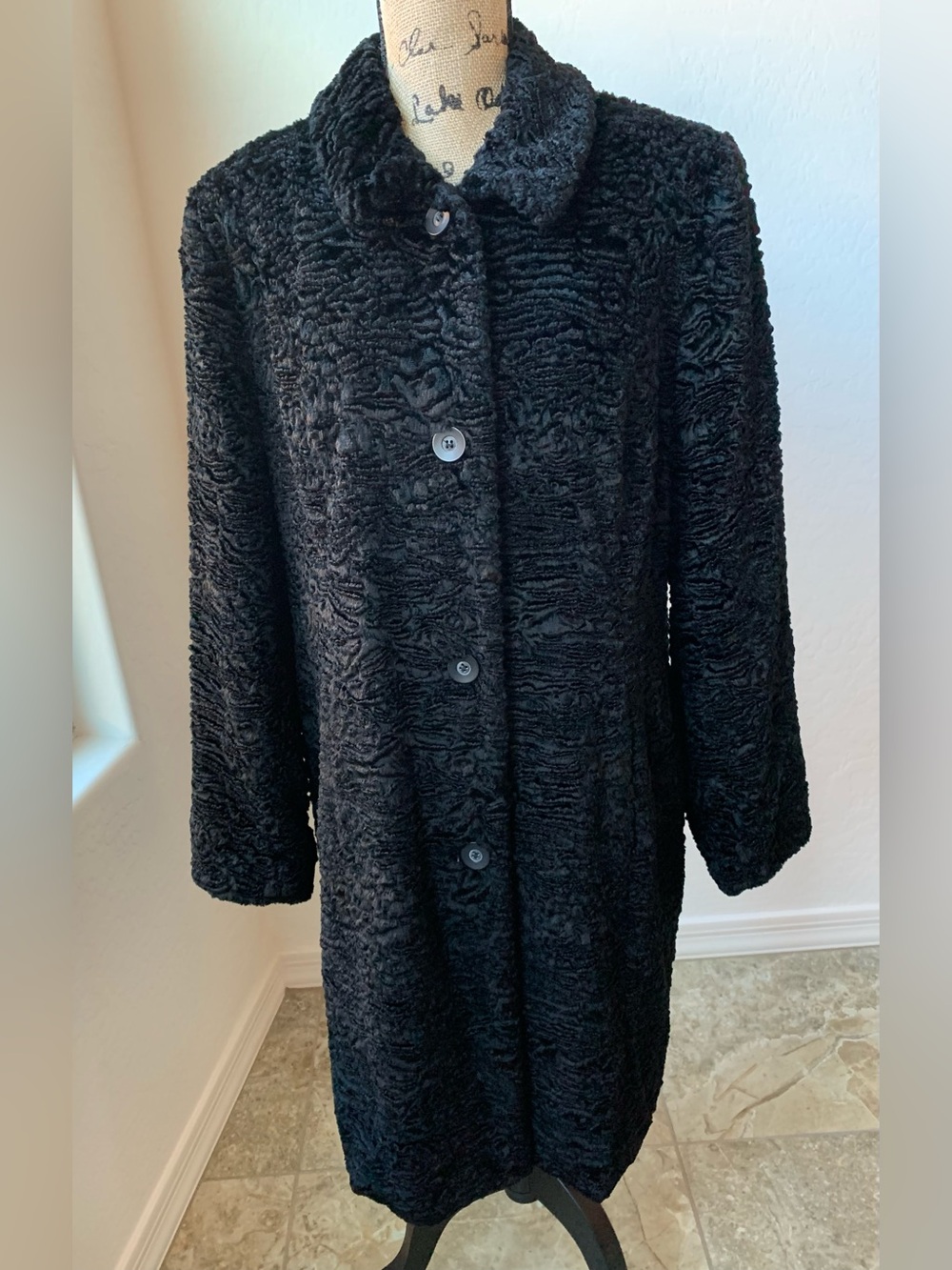 Valerie Stevens Women’s Black Coat Size XL